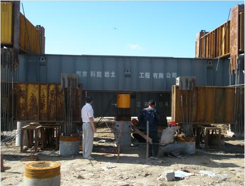 千斤頂在石家莊大道橋梁的應用 千斤頂在石家莊大道橋梁的應用